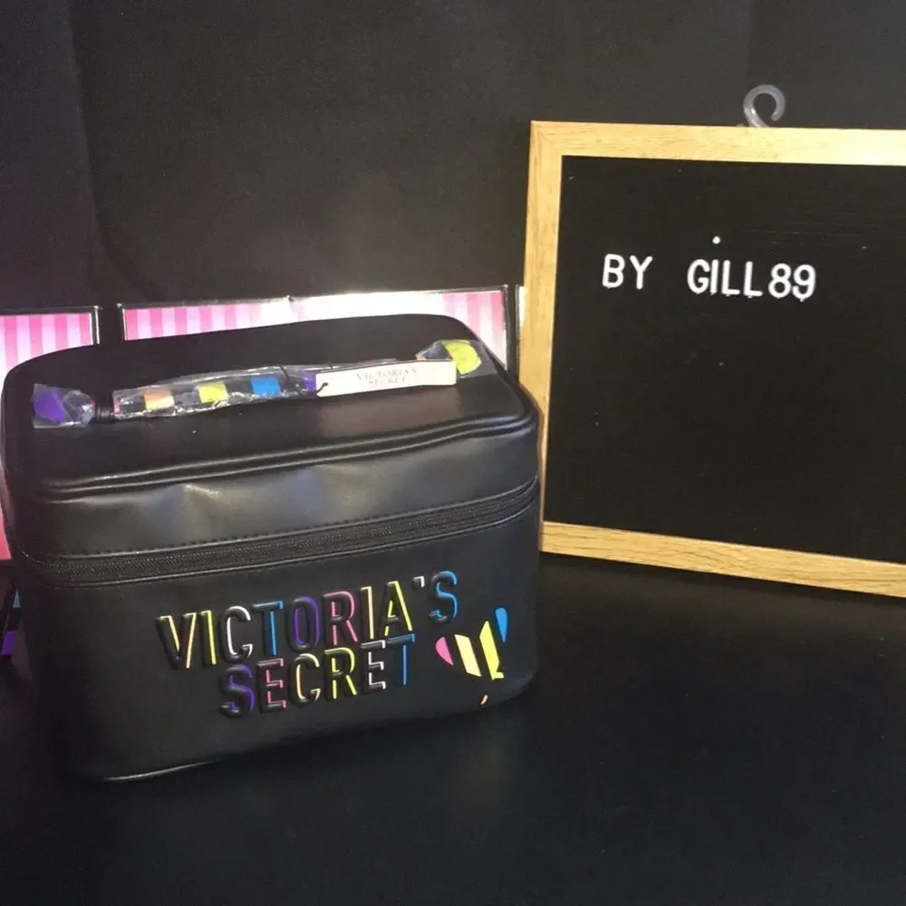 🔥Victoria Secret cosmetic bag New